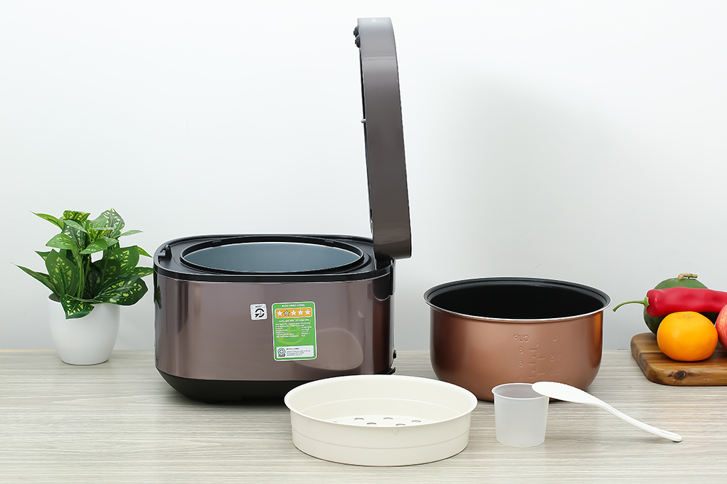 Nồi cơm điện tử BlueStone 1.5 lít RCB-5946