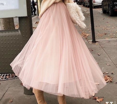 Early autumn temperament Lady fashion celebrity loose sweater mesh skirt net red two piece set fashi