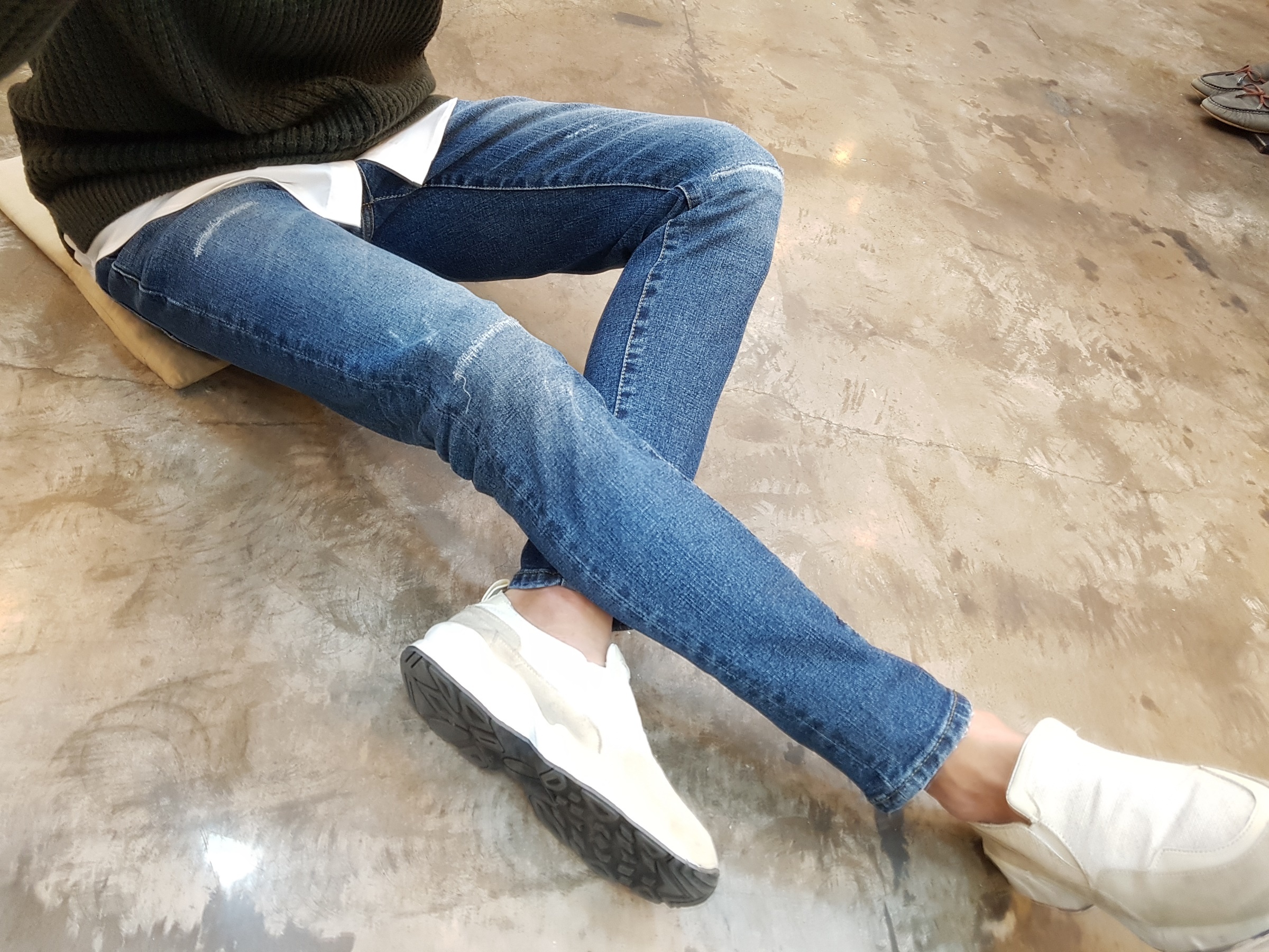 Korea Jeans Pants Knee Dystroid Embroidered 1114 M