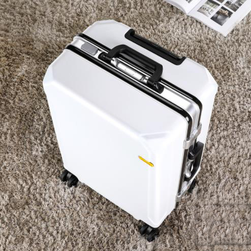 Yx16898 New Design Water Repellent Good Quality Pc Carry On Spinner Suitcase With Usb Aluminum Suitcase Gift Box Trolley Luggage